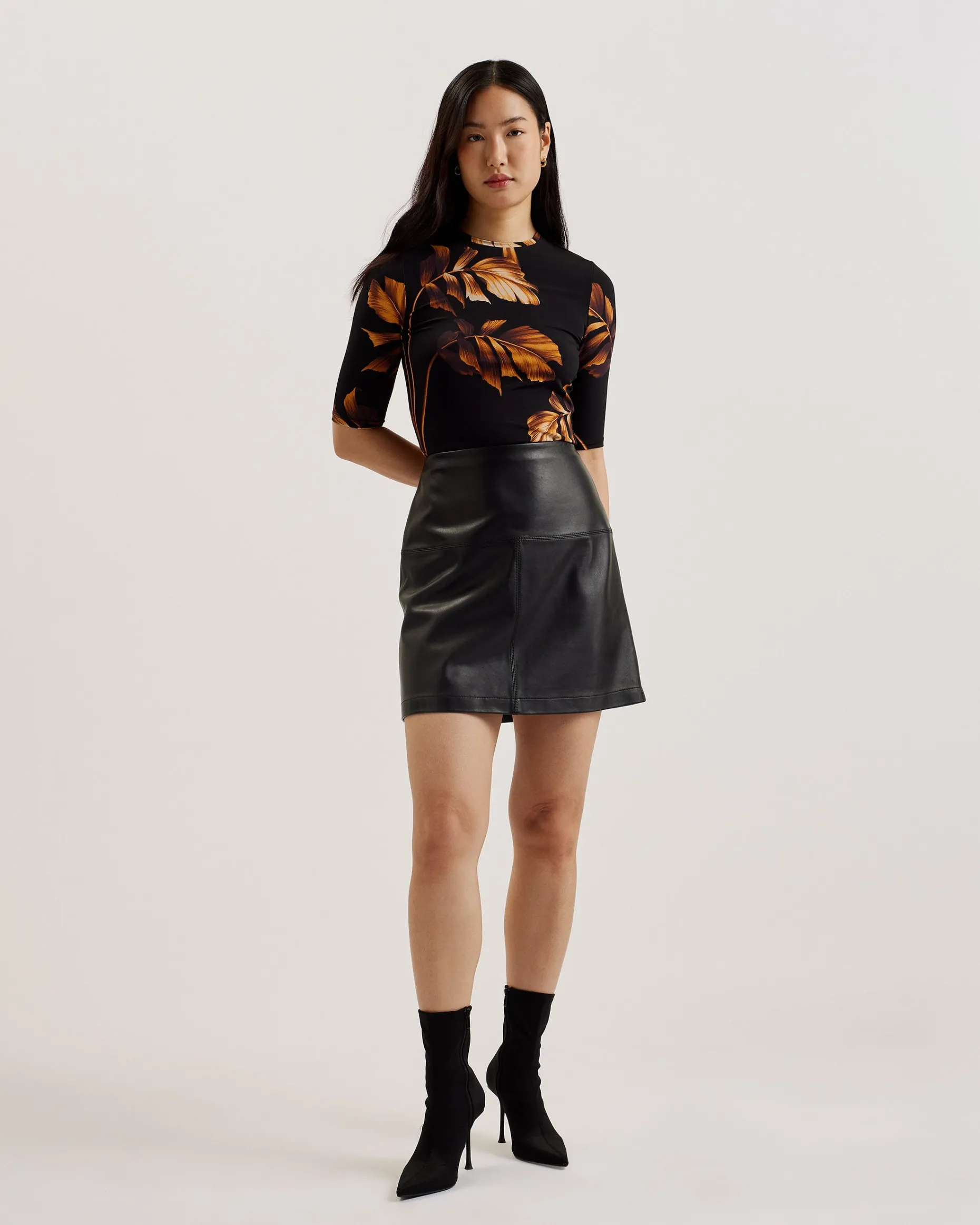 aiine_printed_skinny_fit__0.webp Aiine Printed Skinny Fit Top