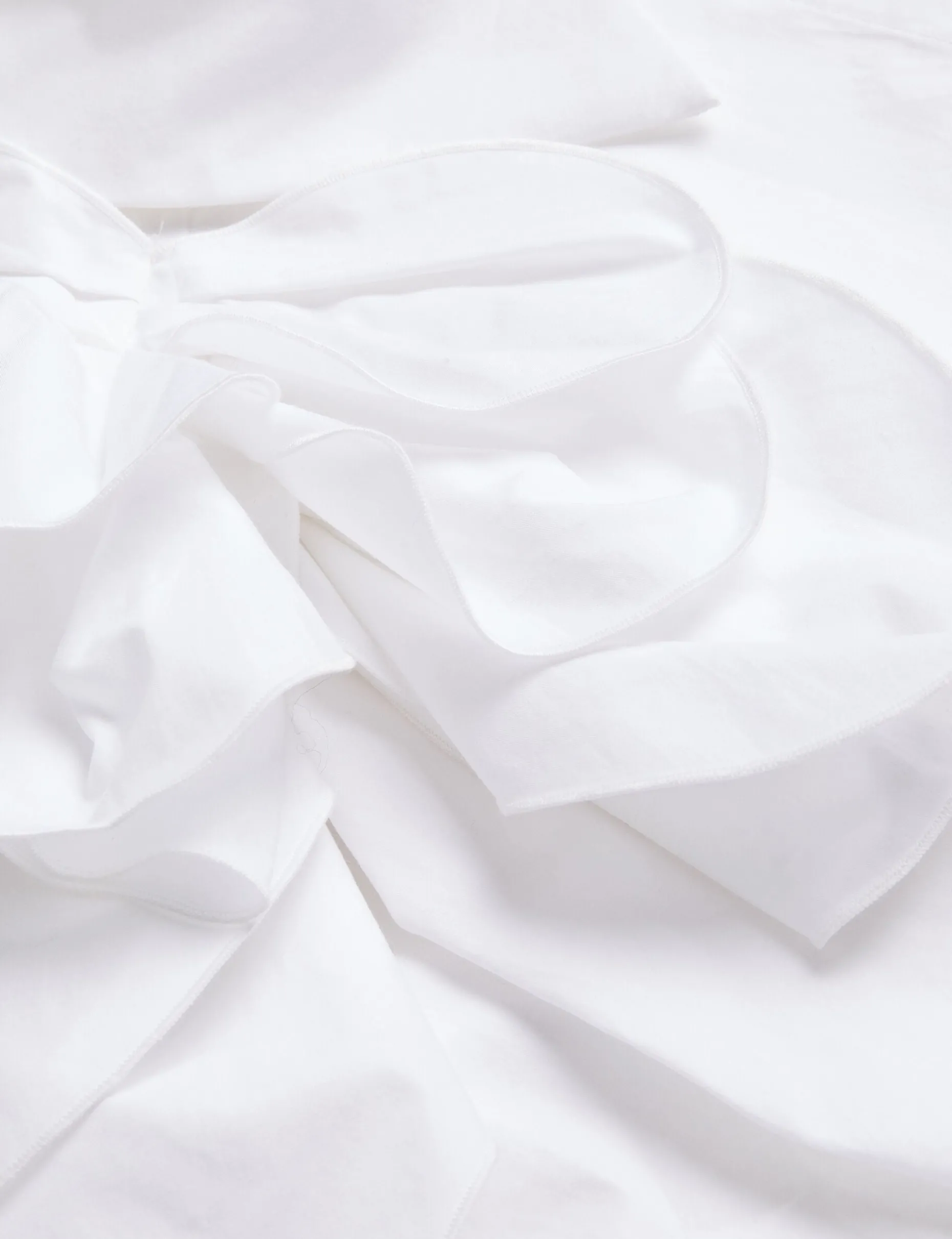 allai_oversized_corsage_d_5.webp Allai Oversized Corsage Detail Cotton Shirt