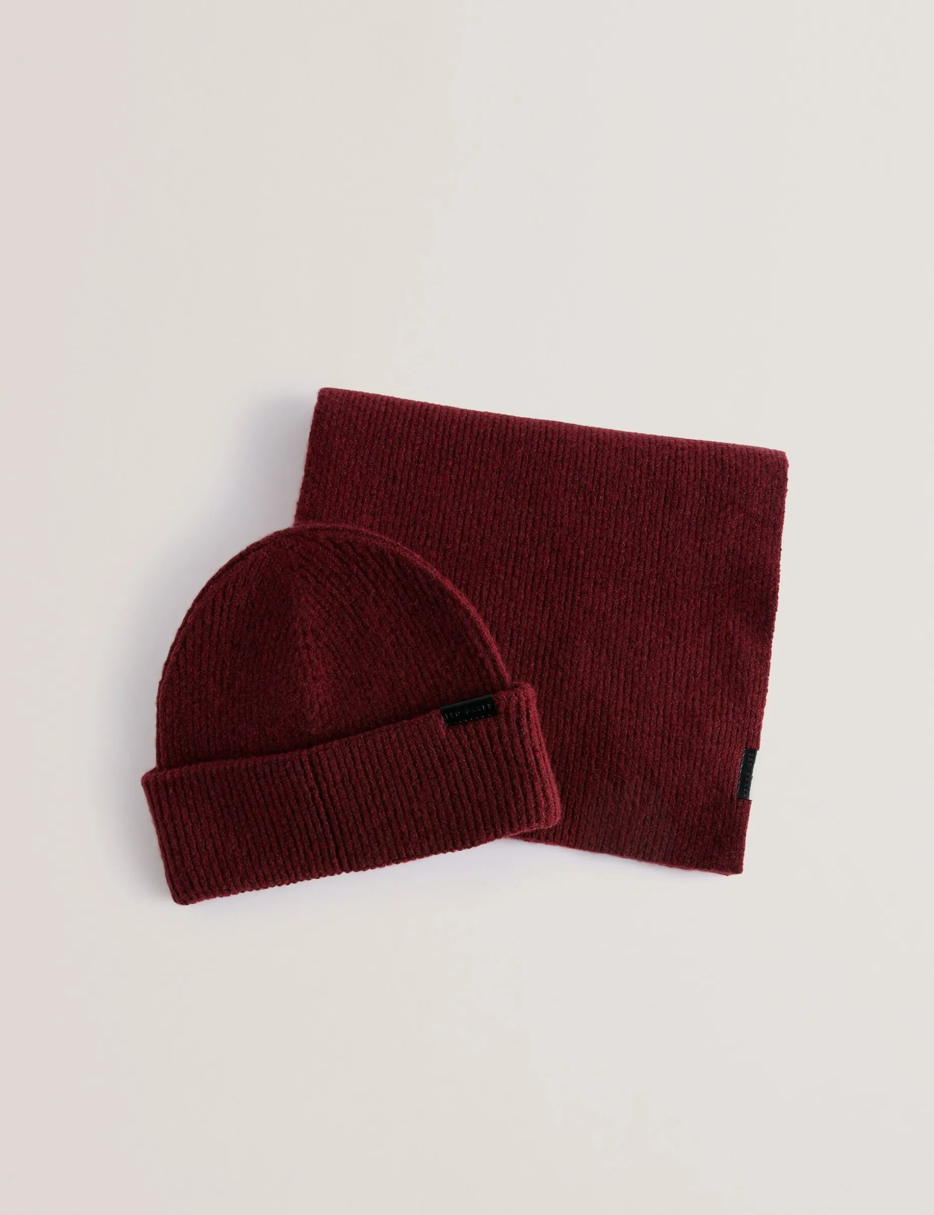 alliies_ribbed_knit_hat_a_2-1.webp Alliies Ribbed Knit Hat And Scarf Set