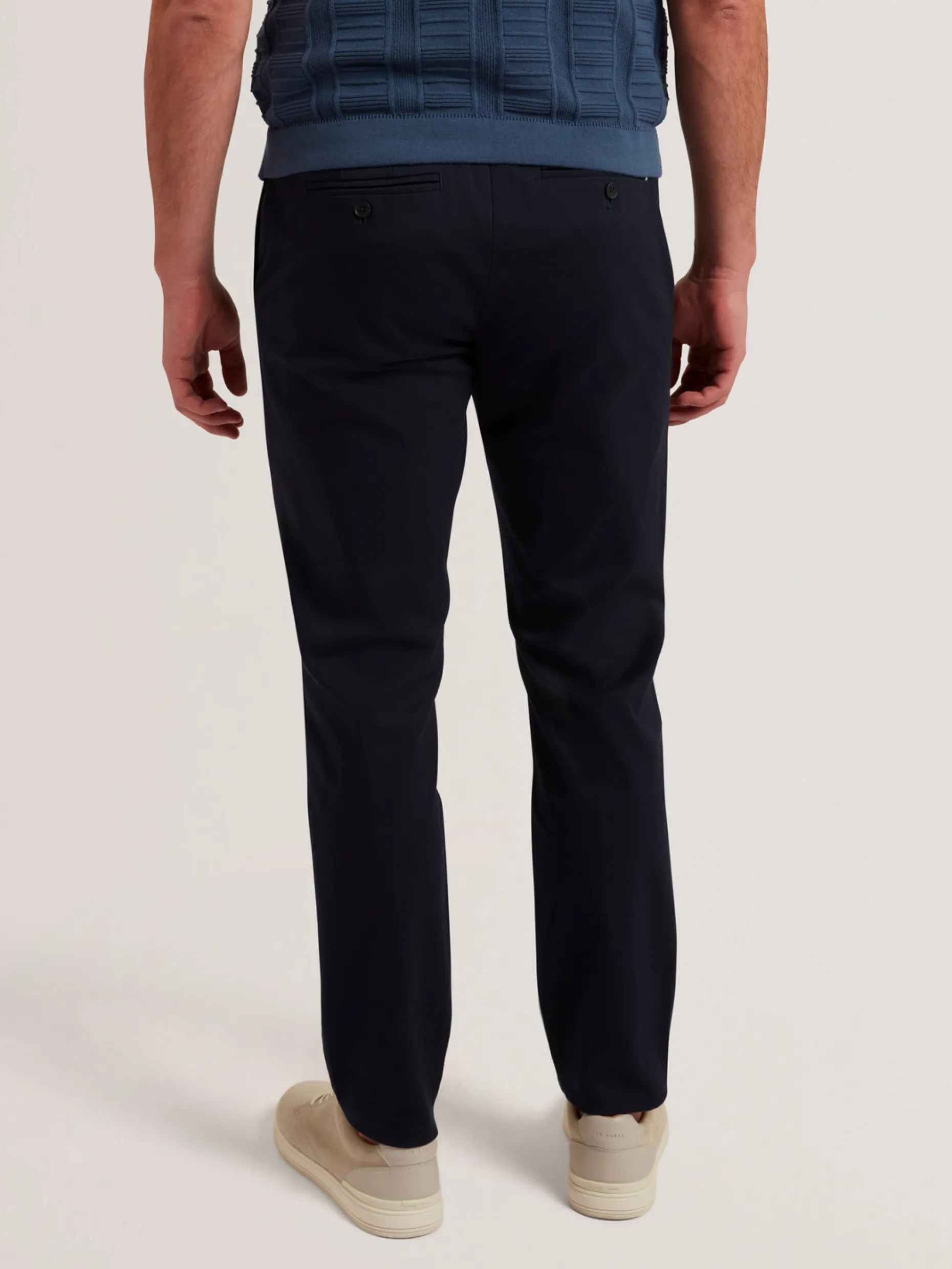 batford_slim_fit_chino_3-1.webp Batford Slim Fit Chino