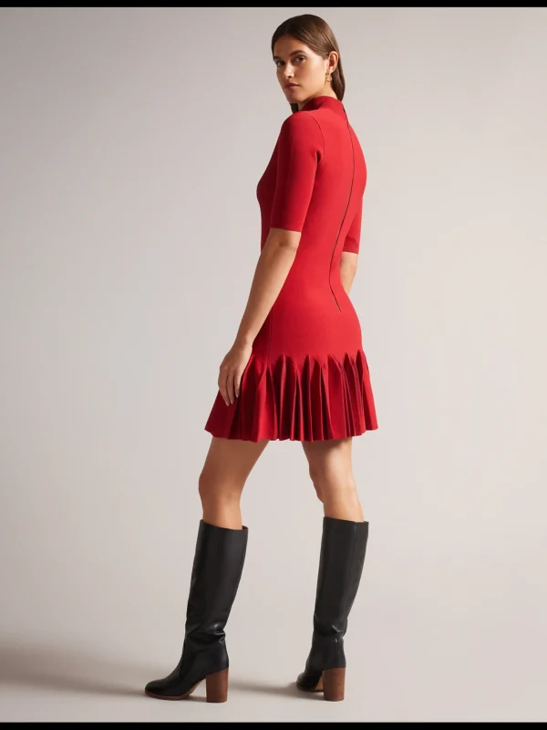Canddy Pleated Hem Bodycon Knit Mini Dress