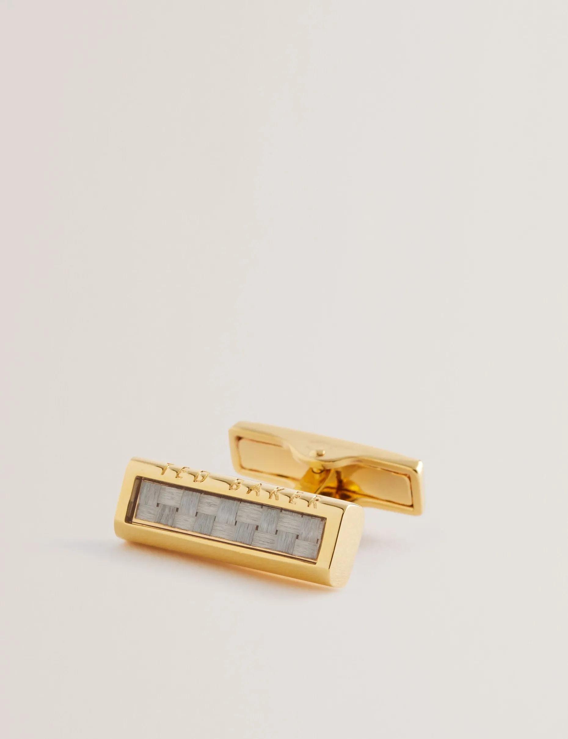 carbie_carbon_fibre_bar_m_2.webp Carbie Carbon Fibre Bar Metal Cufflinks