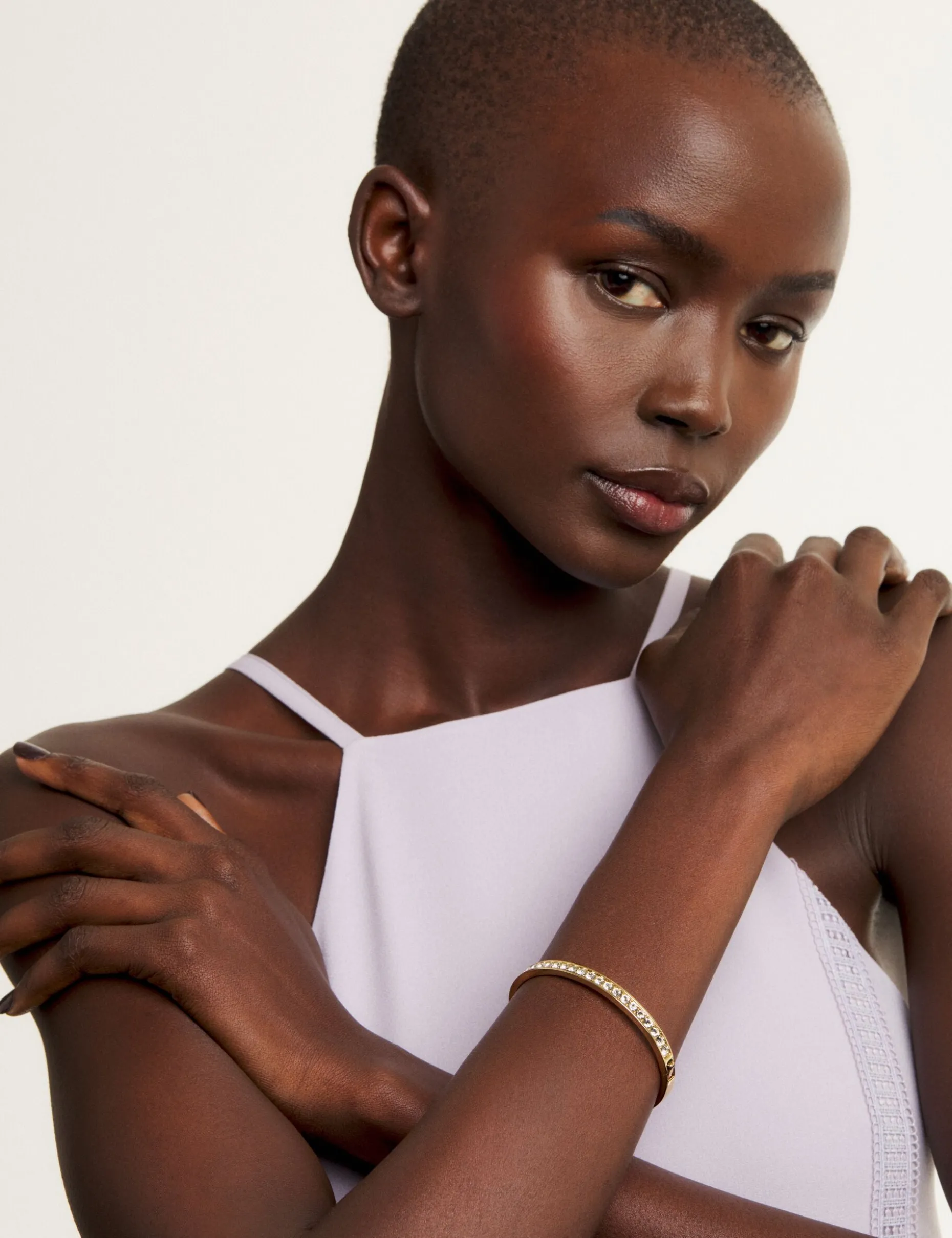 clemara_crystal_hinge_ban_1-1.webp Clemara Crystal Hinge Bangle Bracelet