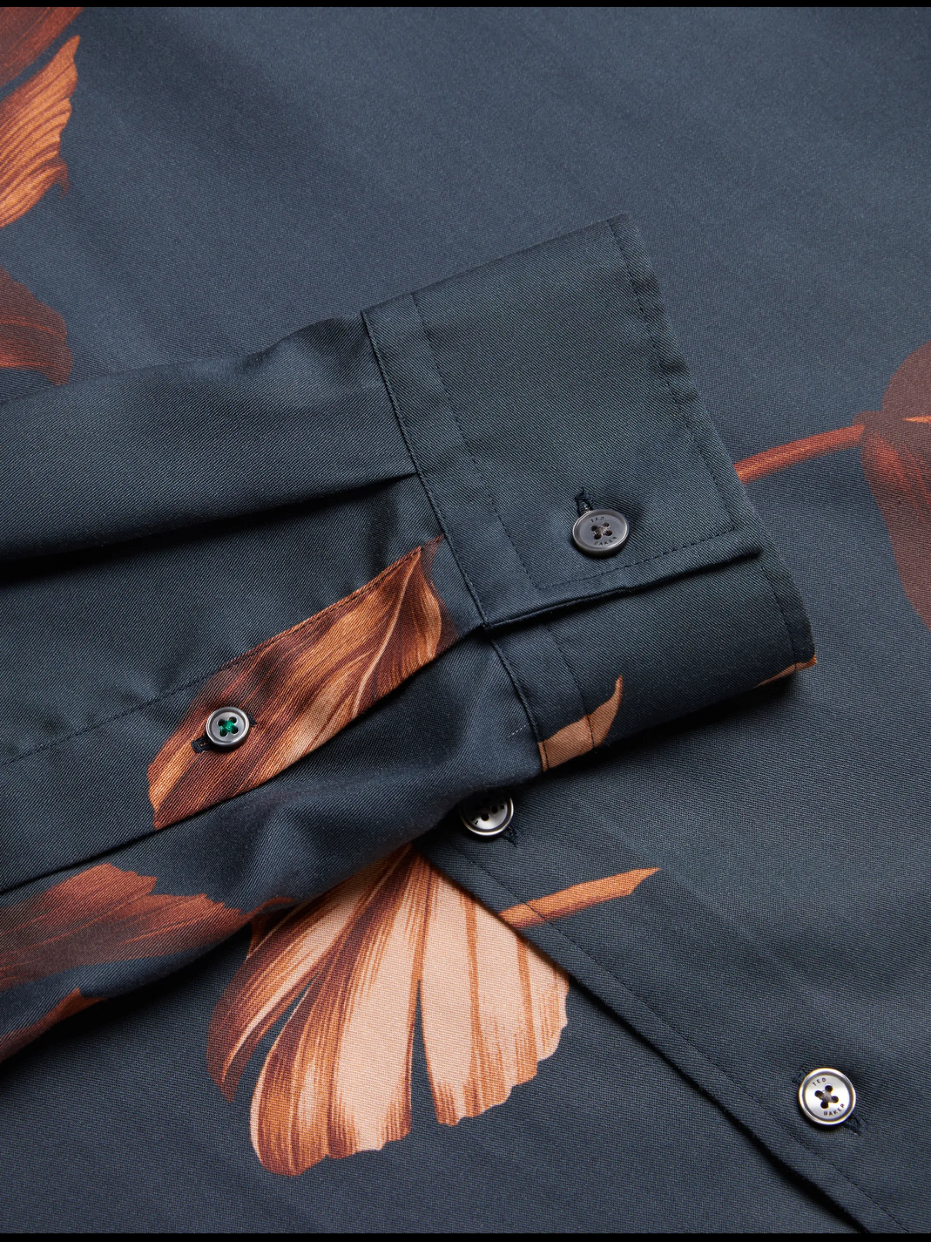 coltons_leaf_print_long_s_5.webp Coltons Leaf Print Long Sleeve Lyocell Shirt