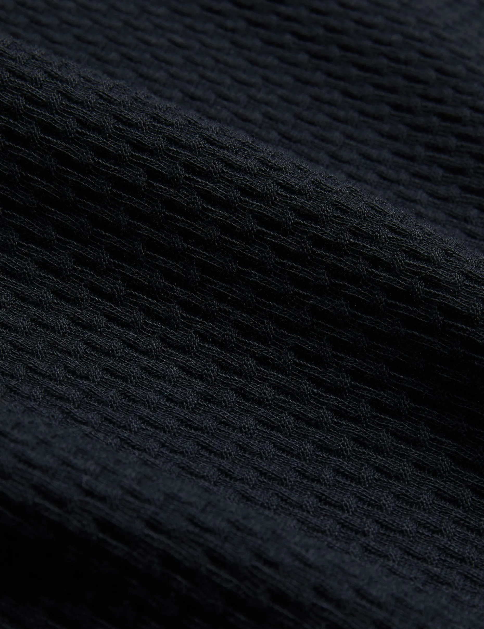 curlys_short_sleeve_textu_5.webp Curlys Short Sleeve Textured T-shirt