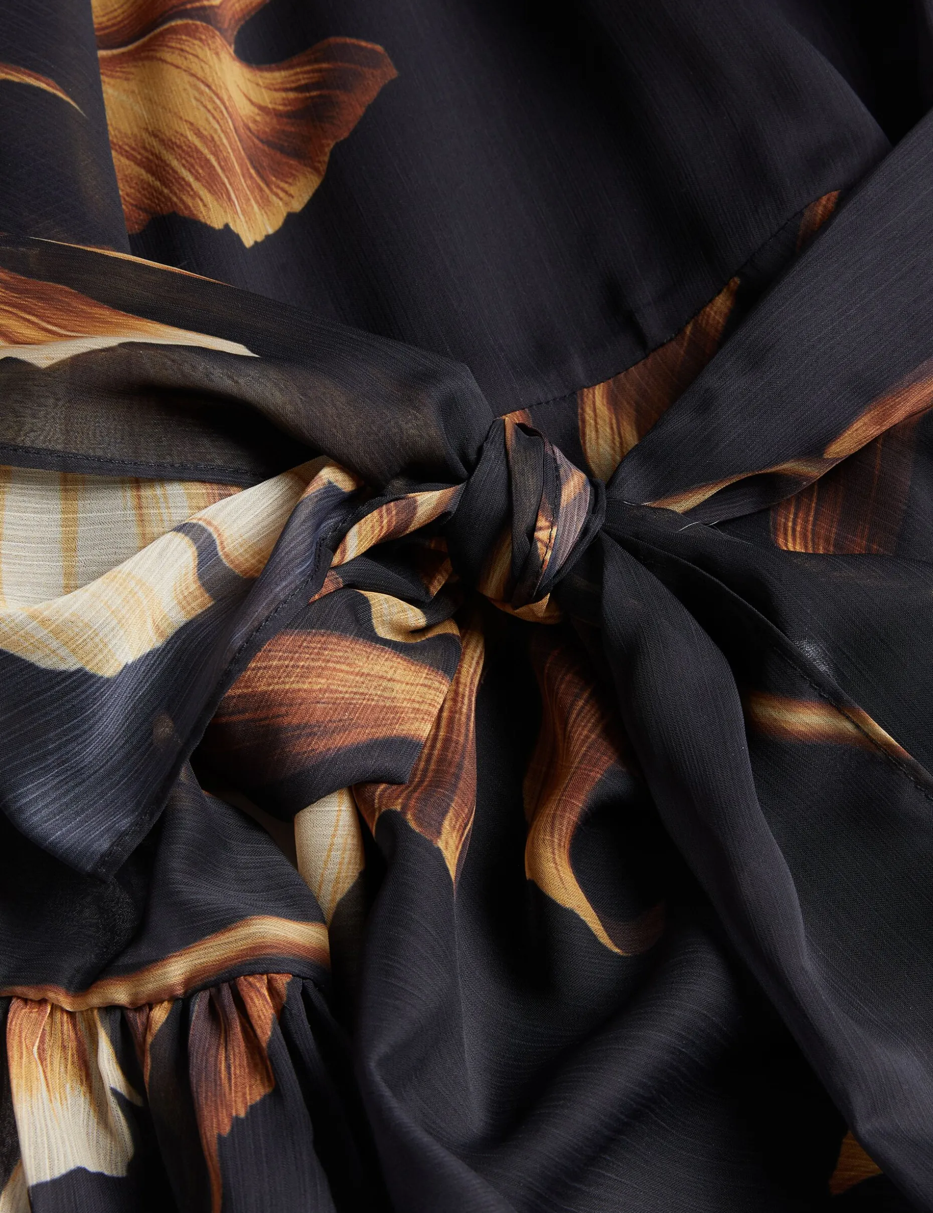 elster_printed_chiffon_mi_2.webp Elster Printed Chiffon Mini Dress With Tie Waist