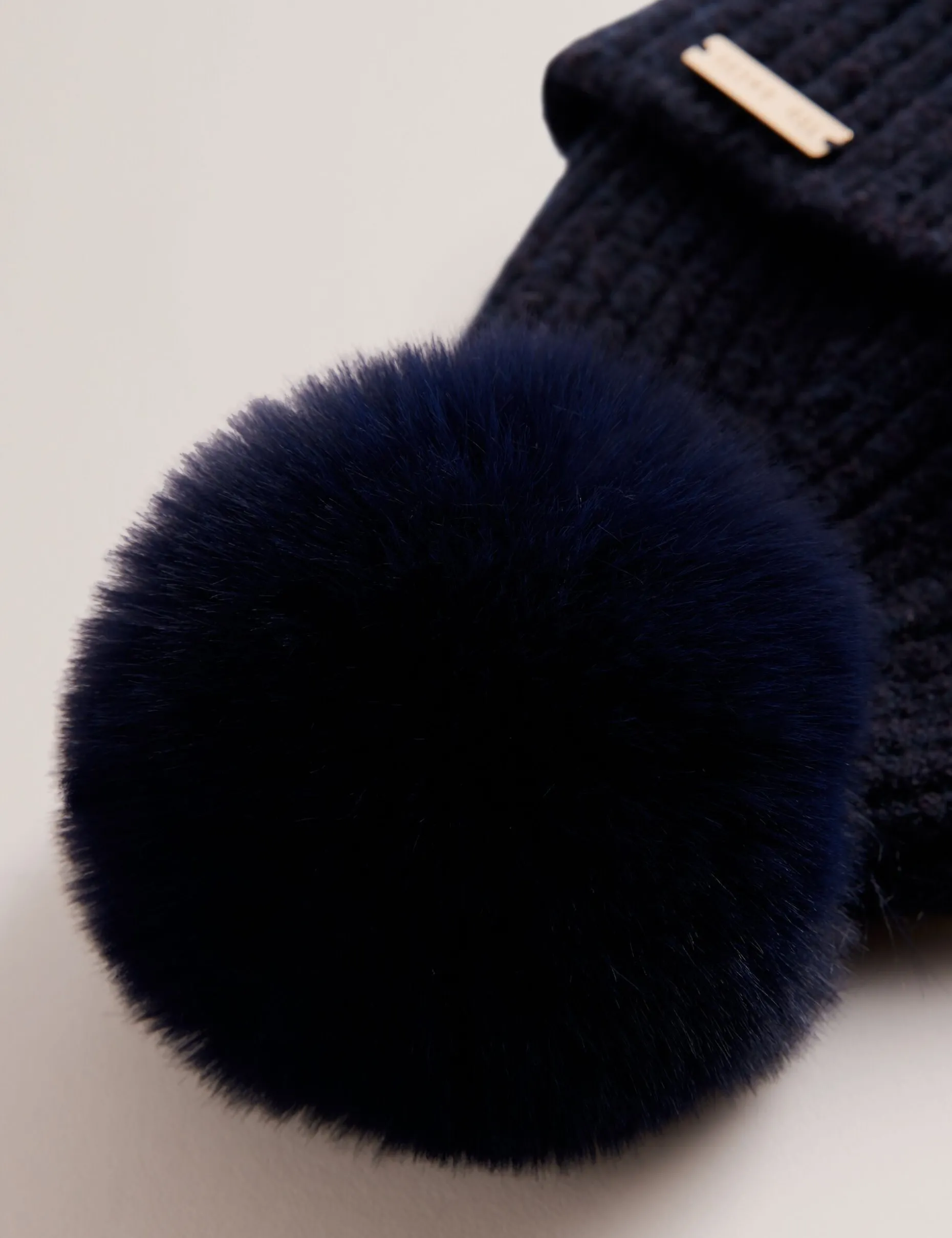 emilyya_ribbed_knit_fluff_2-2.webp Emilyya Ribbed Knit Fluffy Bobble Hat