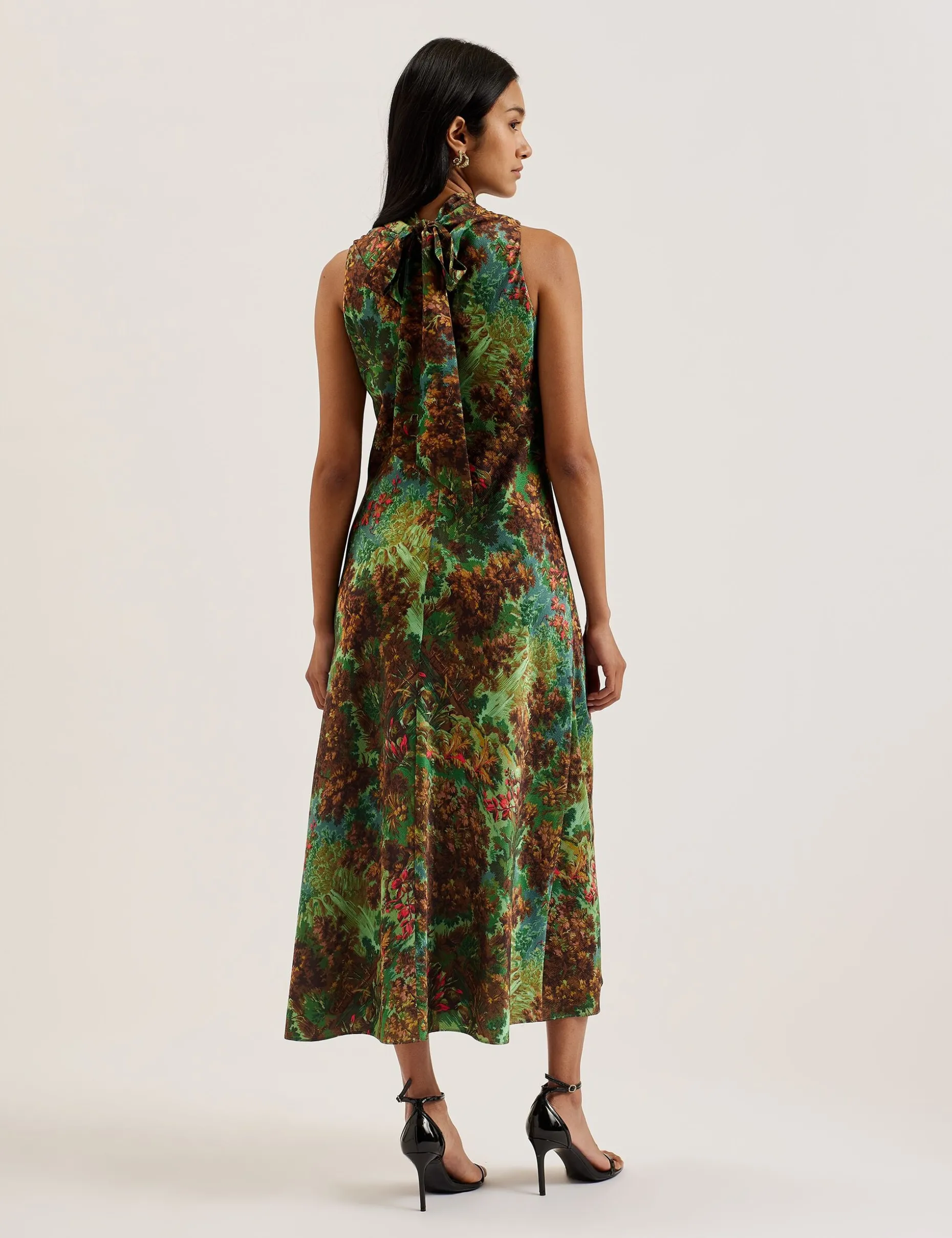 eyva_printed_high_neck_sa_3.webp Eyva Printed High Neck Satin Midi Slip Dress
