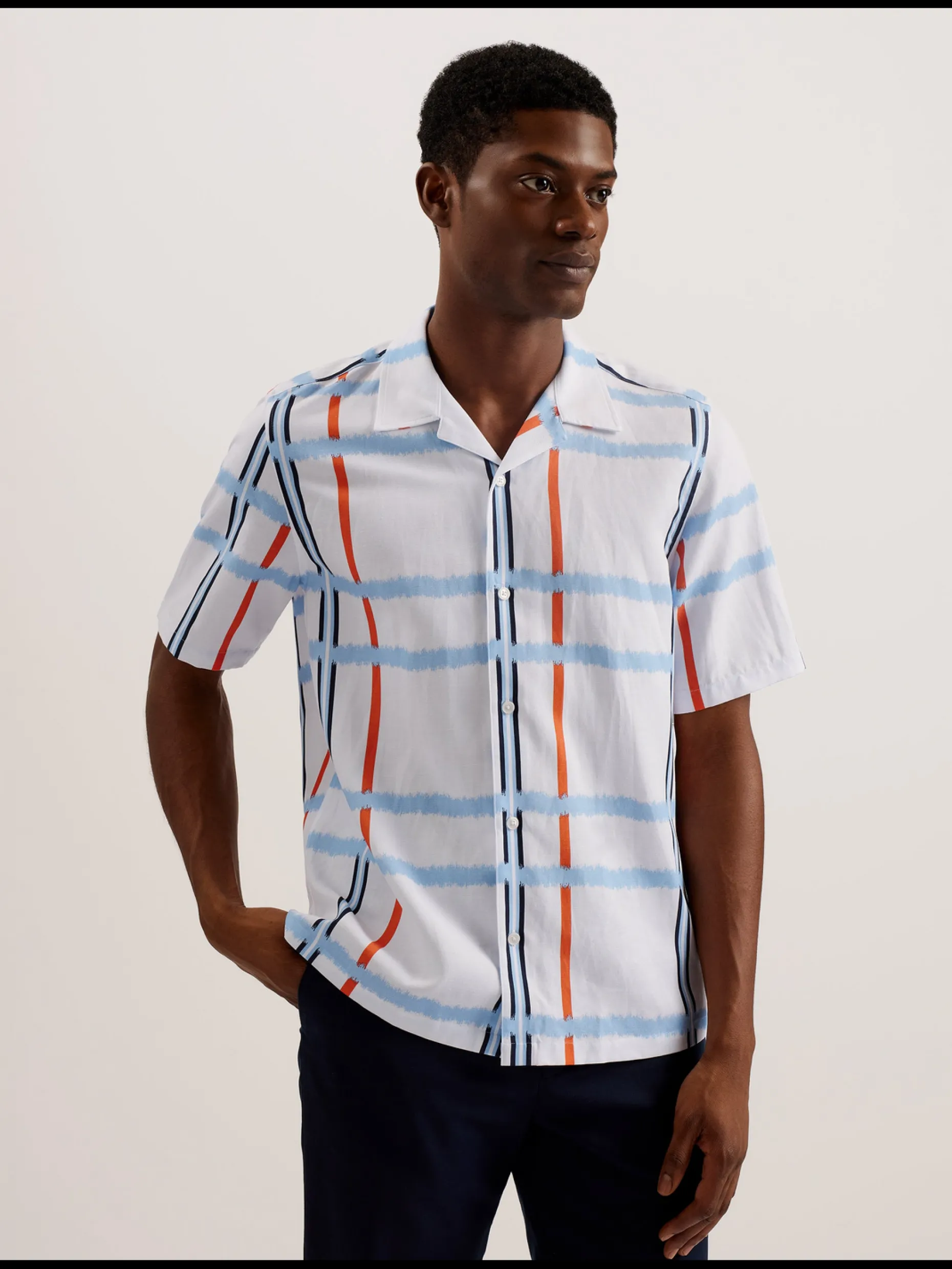 gardon_check_print_relaxe_3.webp Gardon Check Print Relaxed Short Sleeve Shirt