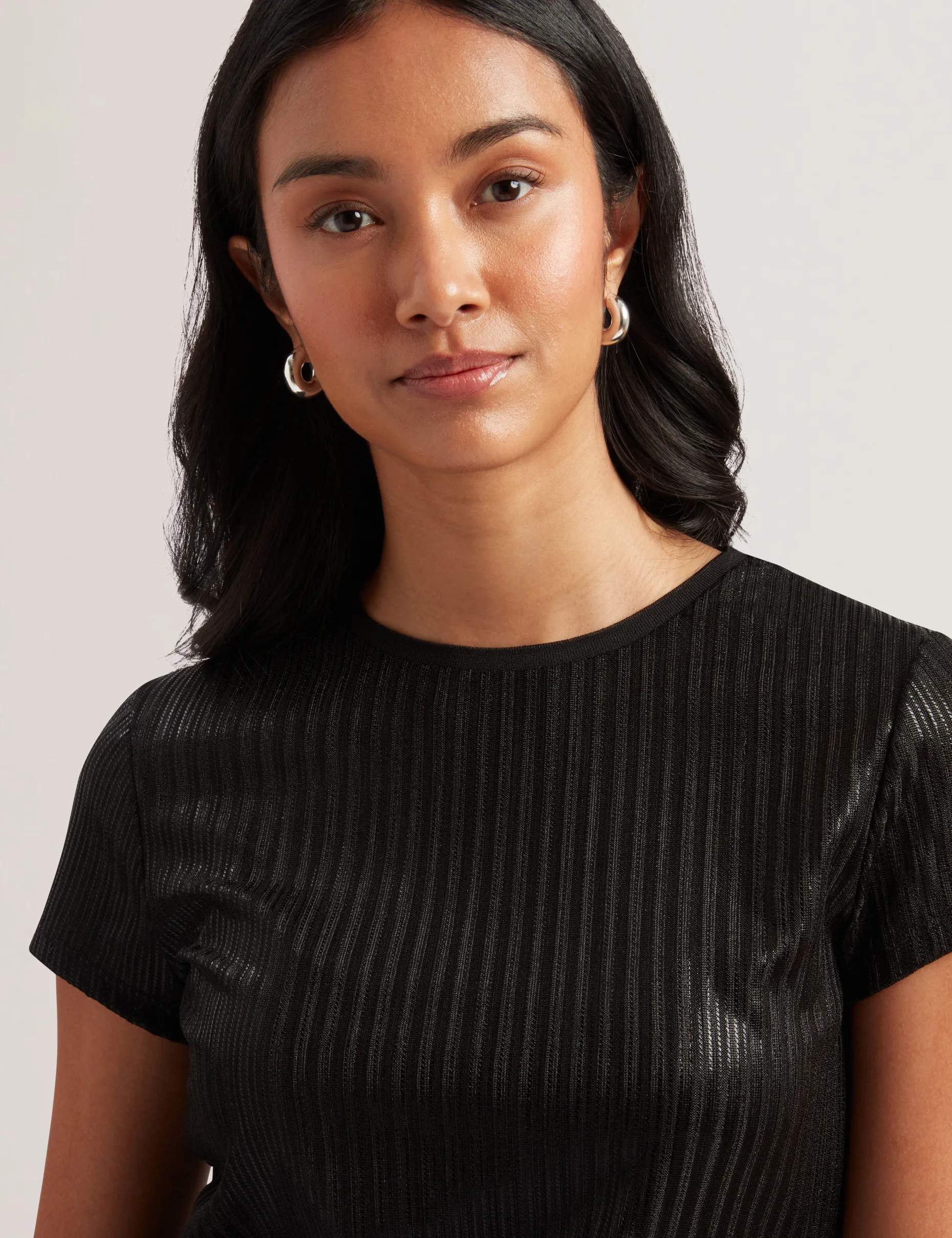 katrino_ribbed_metallic_f_2.webp Katrino Ribbed Metallic Fitted T-Shirt