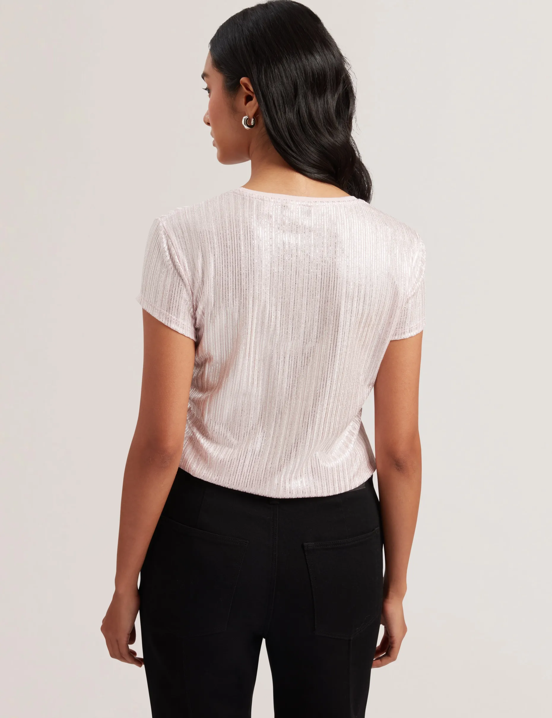 katrino_ribbed_metallic_f_3-1.webp Katrino Ribbed Metallic Fitted T-Shirt