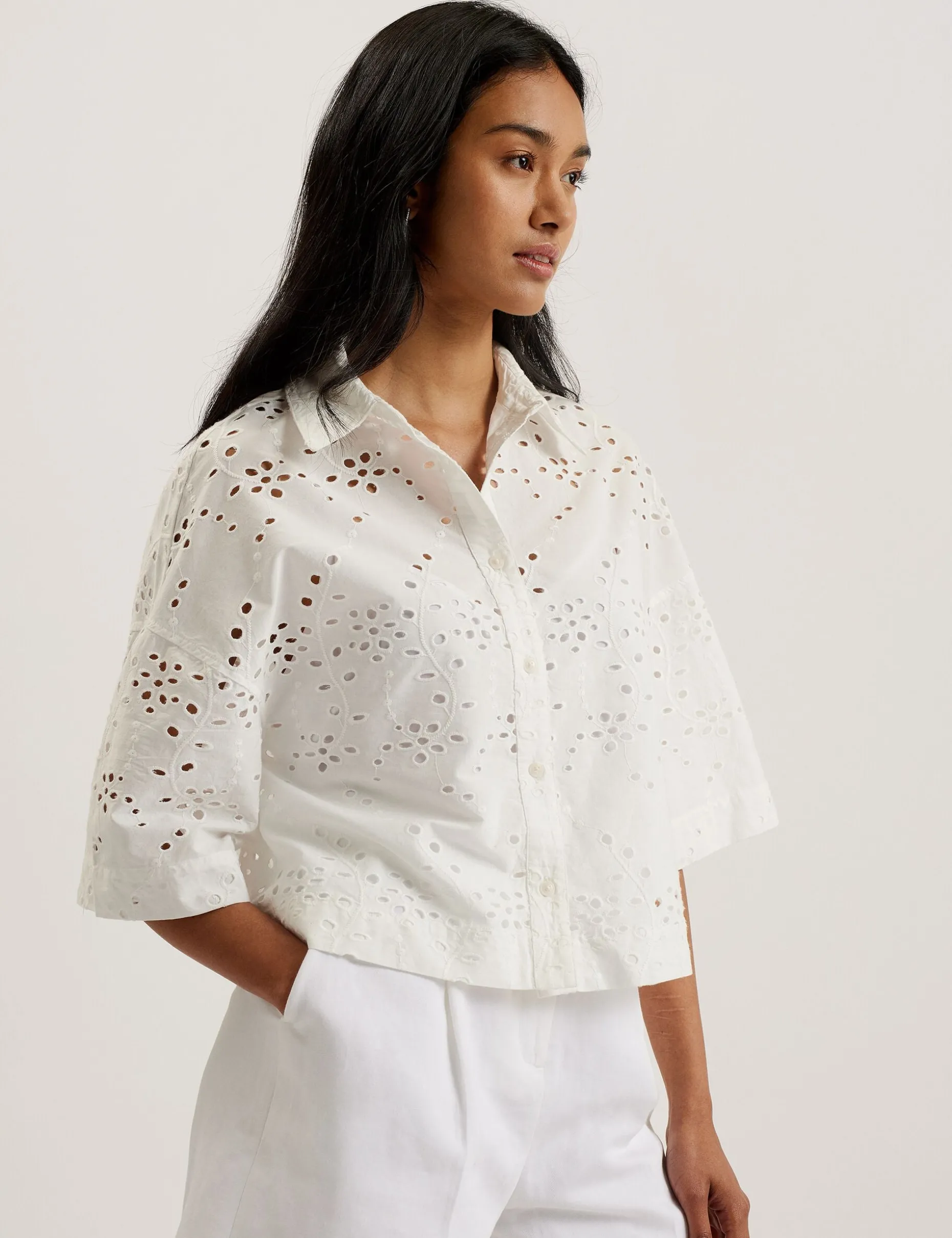 kilkis_broderie_cropped_s_1.webp Kilkis Broderie Cropped Shirt