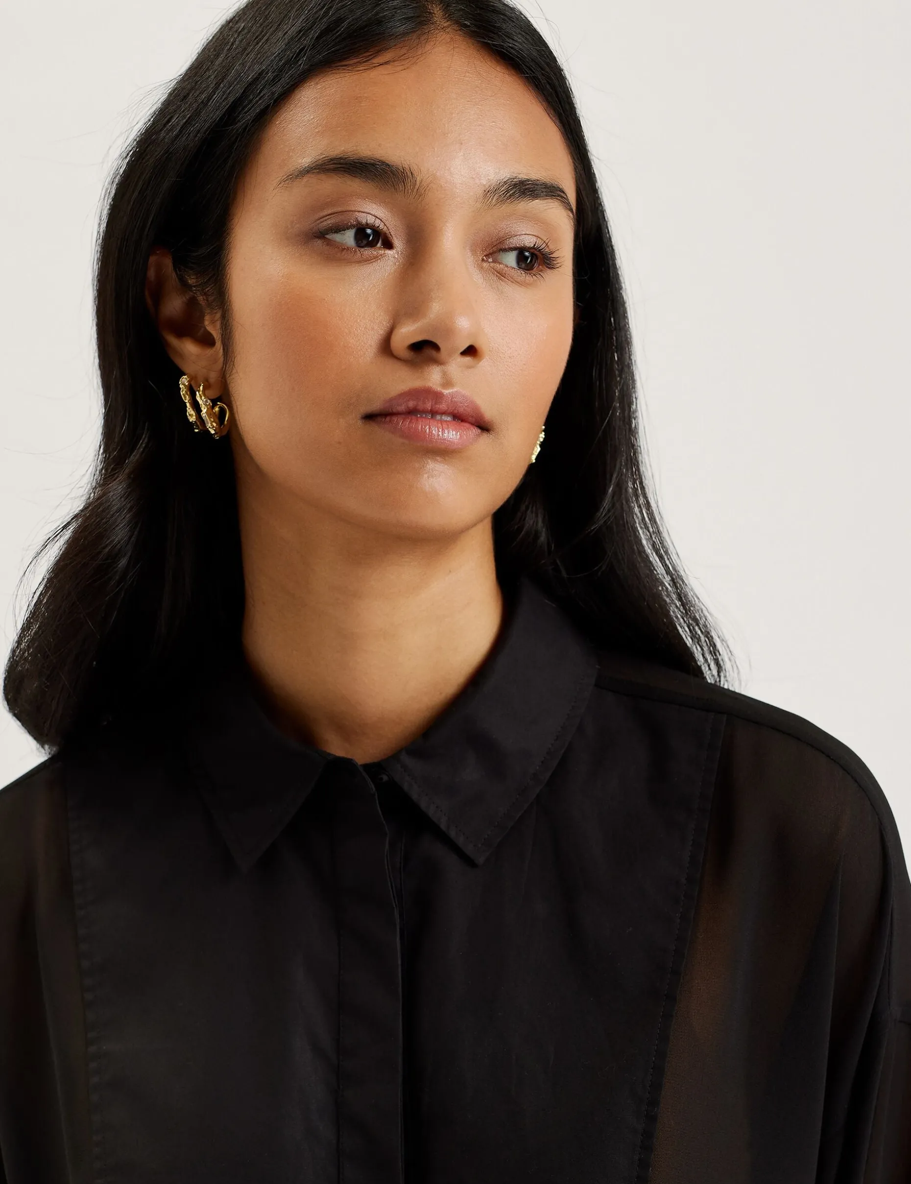 lechosa_bib_front_sheer_l_3-1.webp Lechosa Bib Front Sheer Long Sleeve Blouse