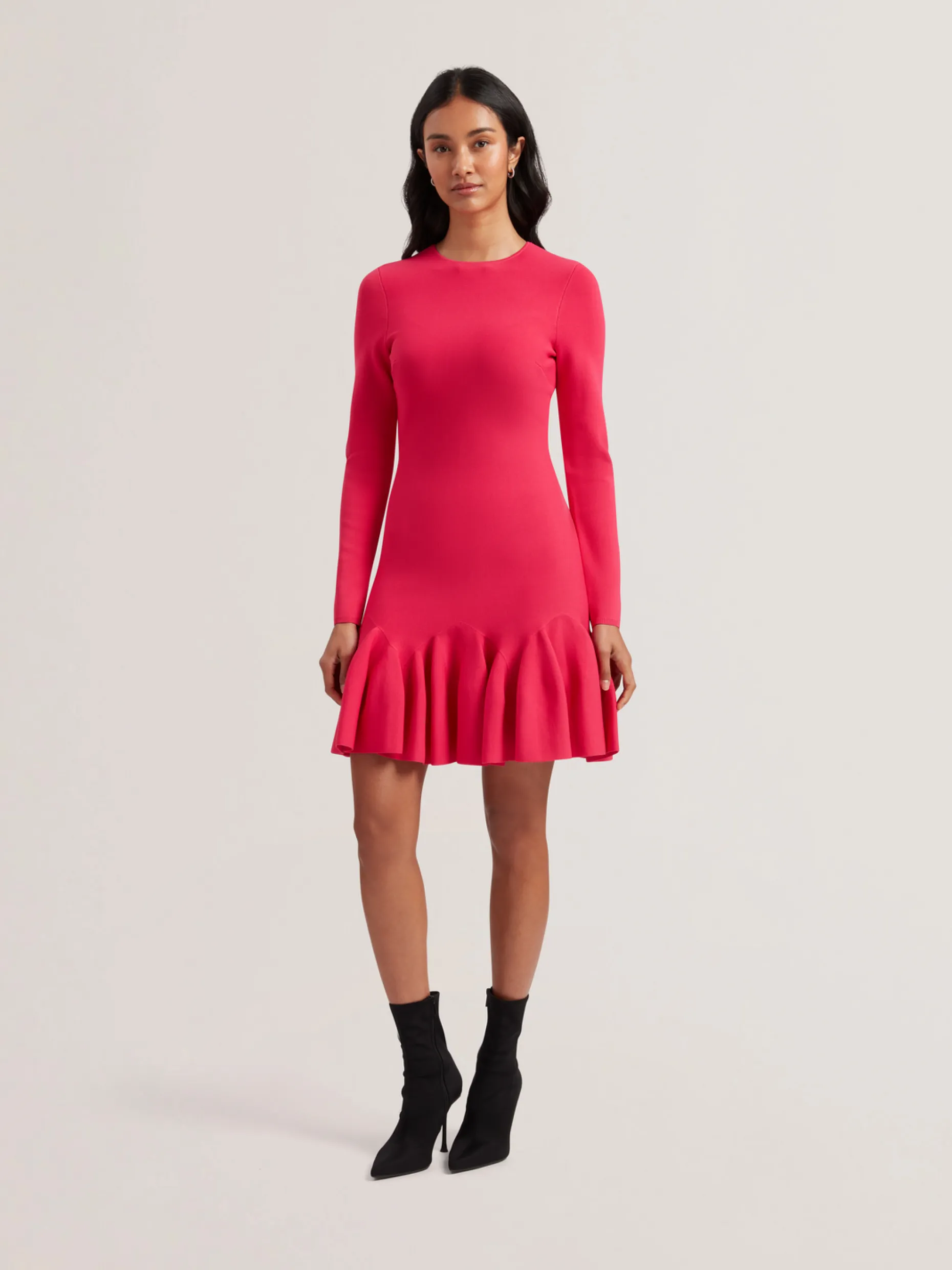 loisss_flounce_hem_long_s_0-1.webp Loisss Flounce Hem Long Sleeve Knitted Mini Dress