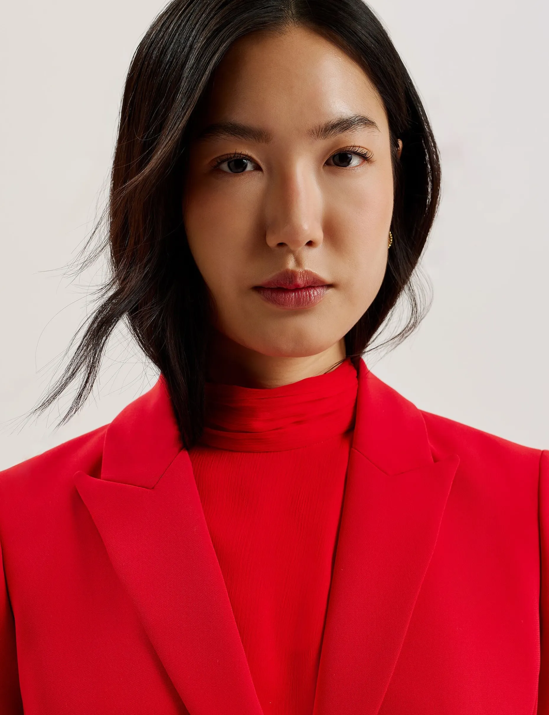 manabl_slim_fit_single_br_4.webp Manabl Slim Fit Single Breasted Tailored Blazer