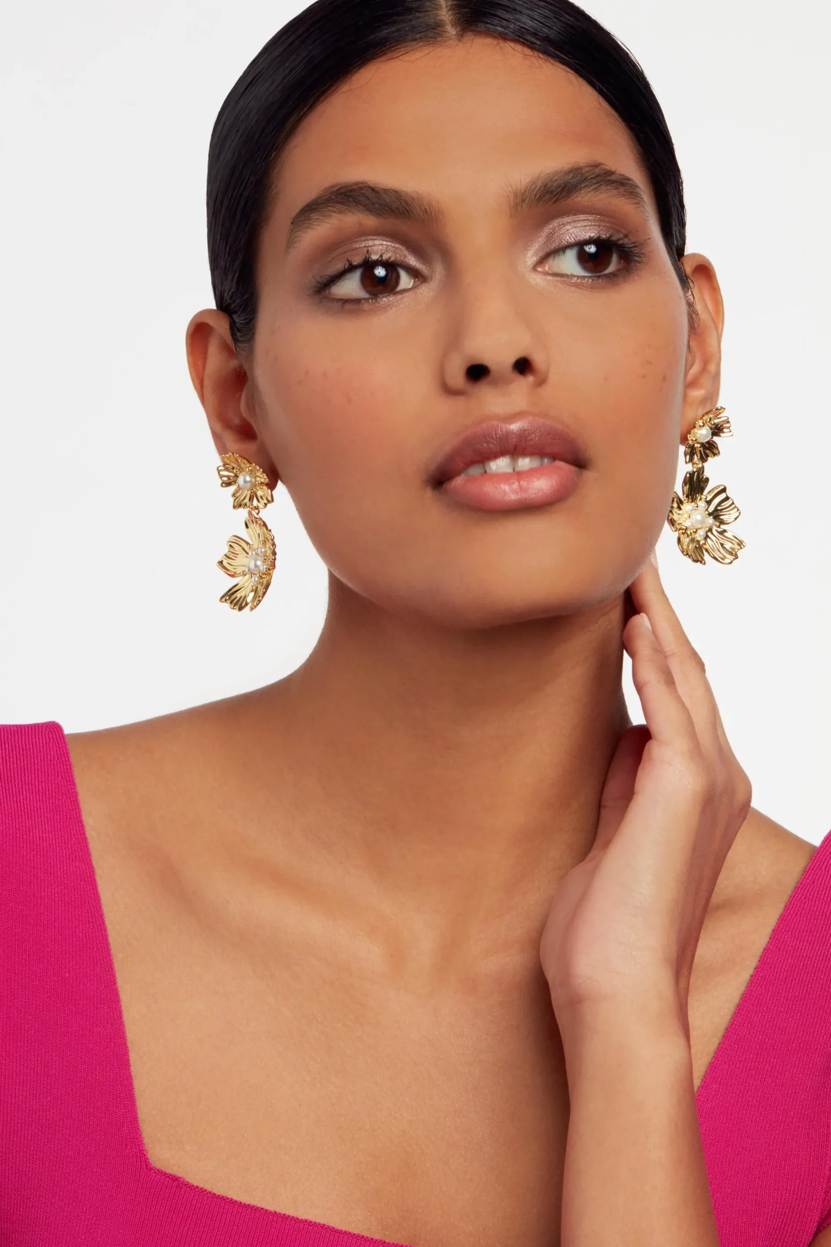 petaria_flower_statement__3.webp Petaria Flower Statement Drop Earrings