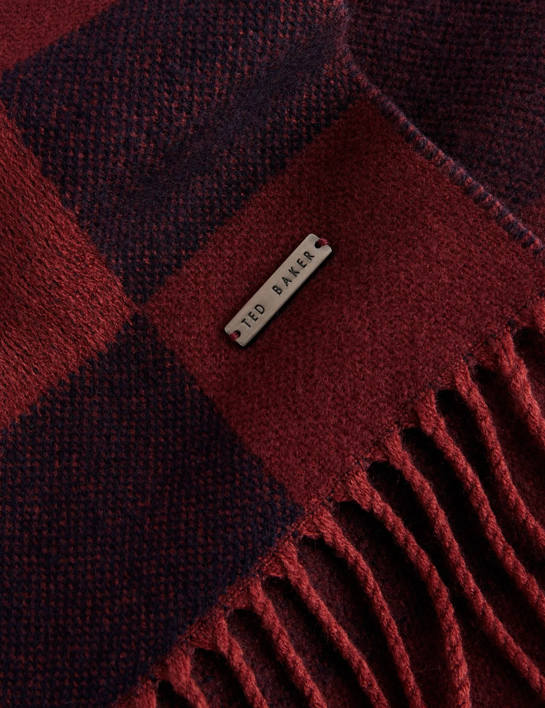 peterrr_block_check_scarf_2.webp Peterrr Block Check Scarf With Fringe Trim