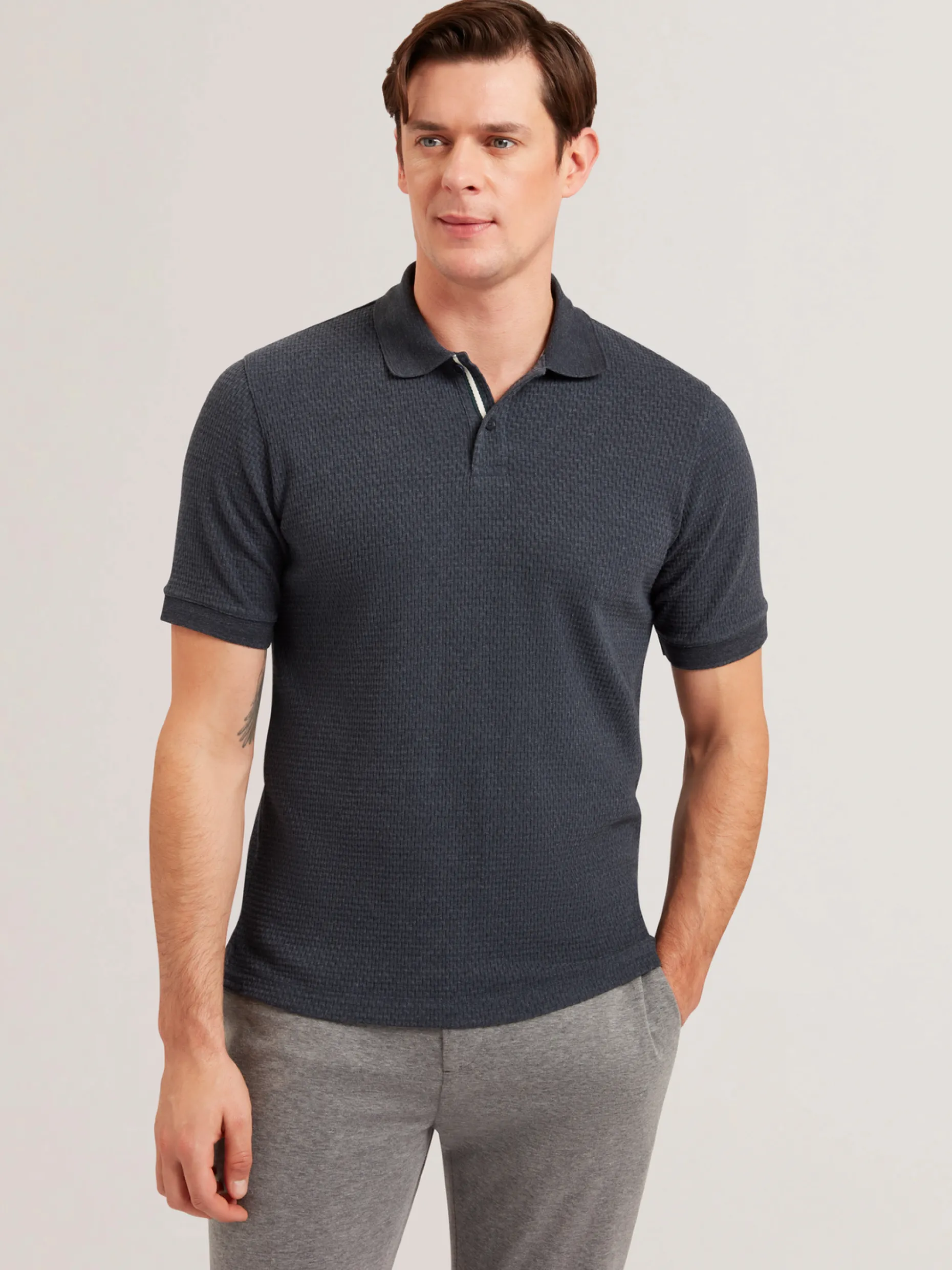 redman_short_sleeve_regul_1-2.webp Redman Short Sleeve Regular Textured Polo