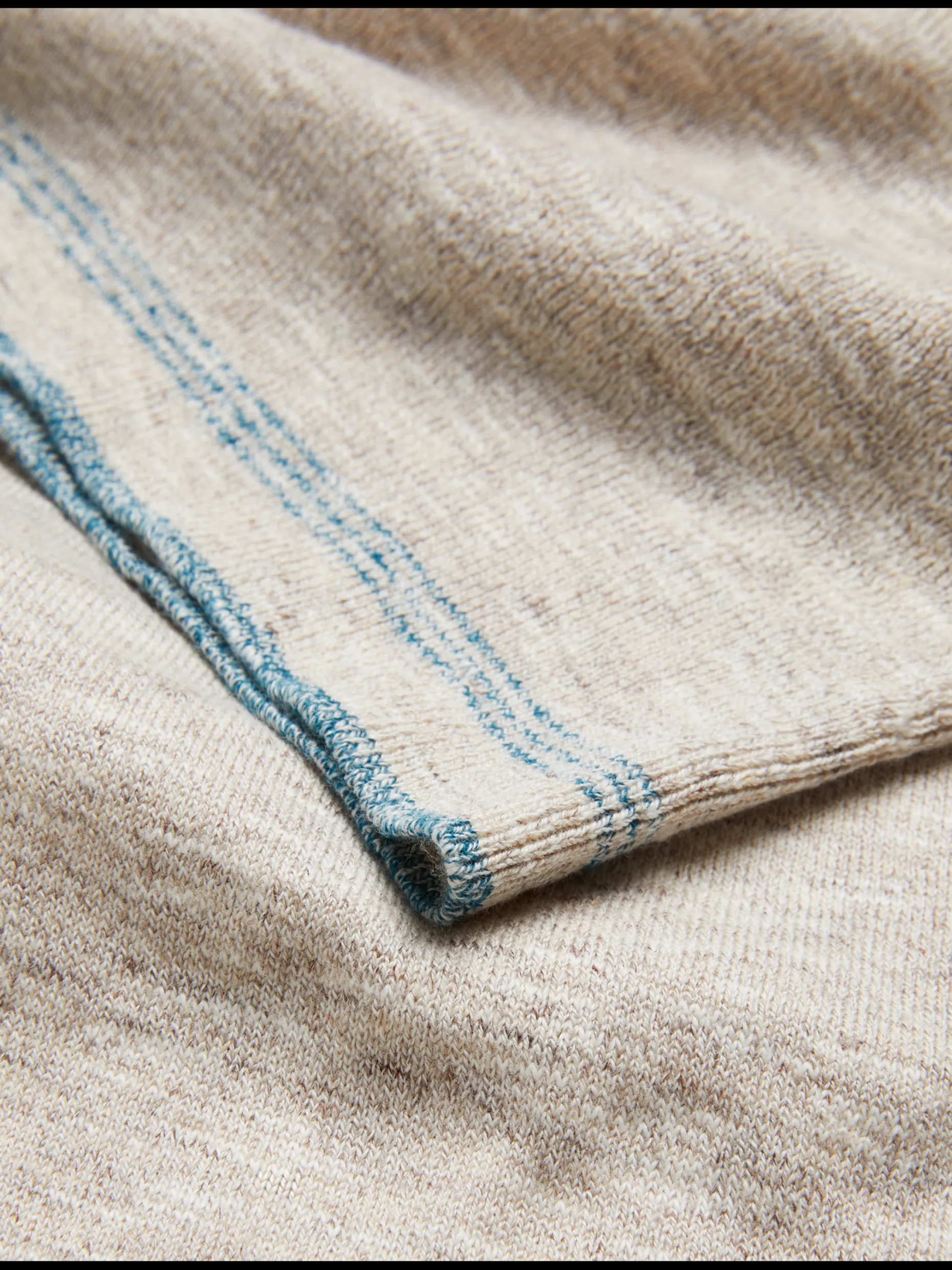 rojor_short_sleeve_zip_th_2-1.webp Rojor Short Sleeve Zip Through Textured Front Polo