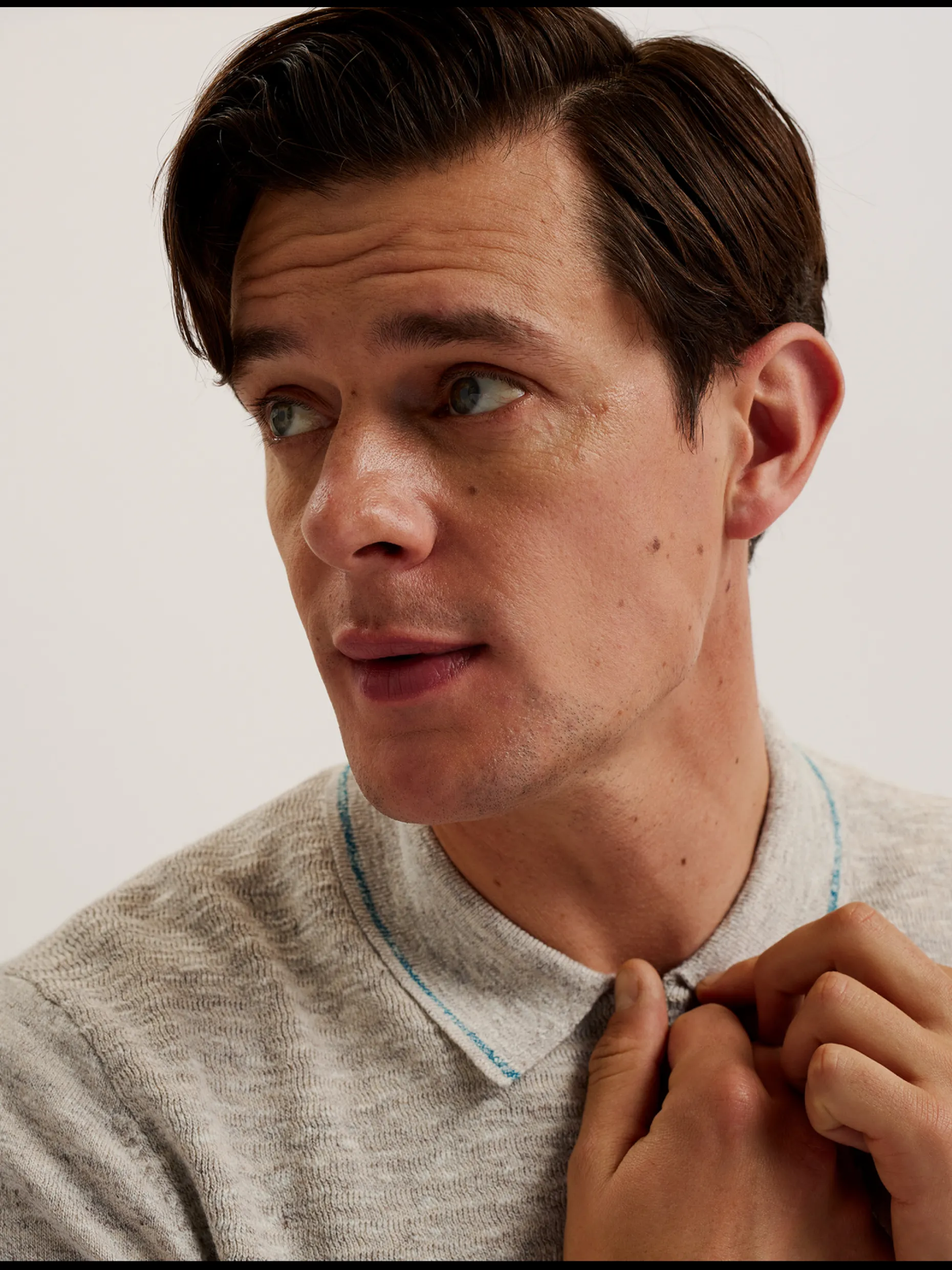 rojor_short_sleeve_zip_th_3-1.webp Rojor Short Sleeve Zip Through Textured Front Polo