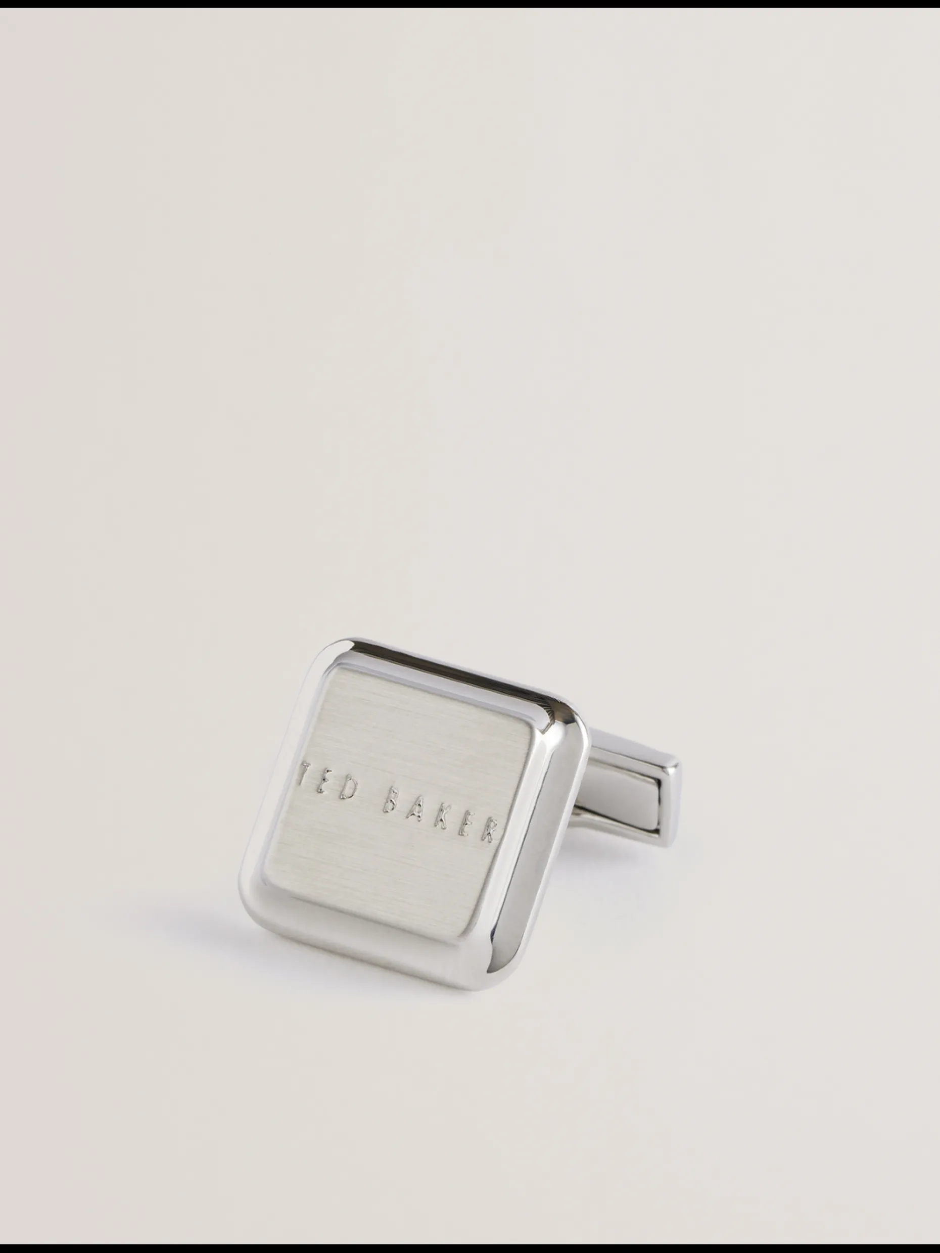 tedly_silver_branded_cuff_2.webp Tedly Silver Branded Cufflinks