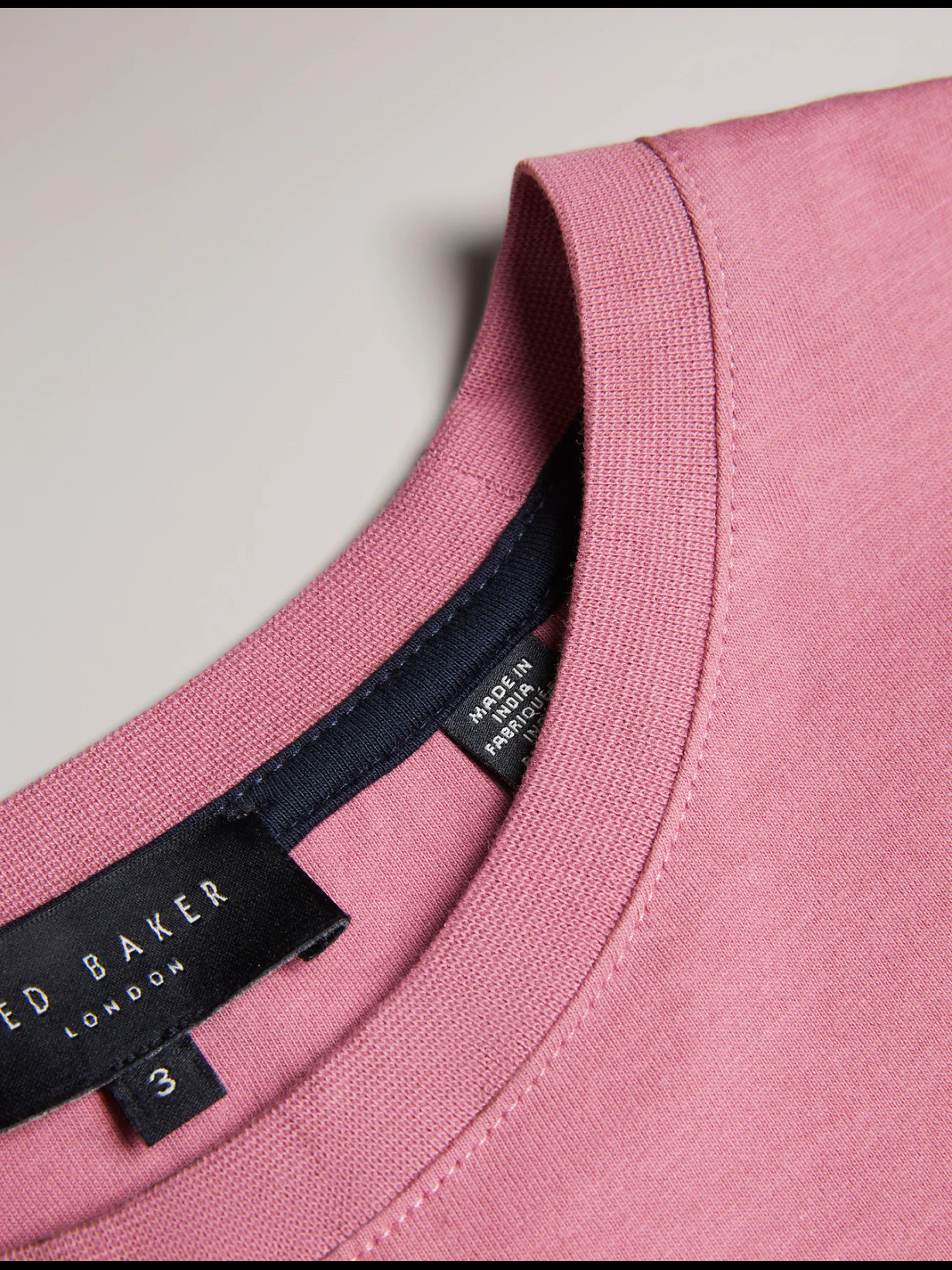 tywinn_classic_crew_neck__2-1.webp Tywinn Classic Crew Neck Cotton T-Shirt