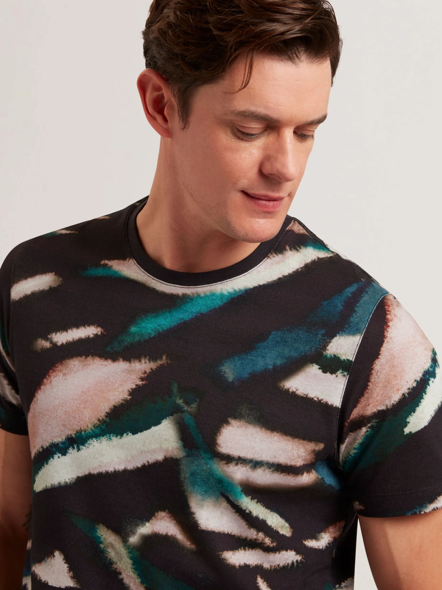 wilsdor_short_sleeve_prin_2.webp Wilsdor Short Sleeve Printed T-Shirt