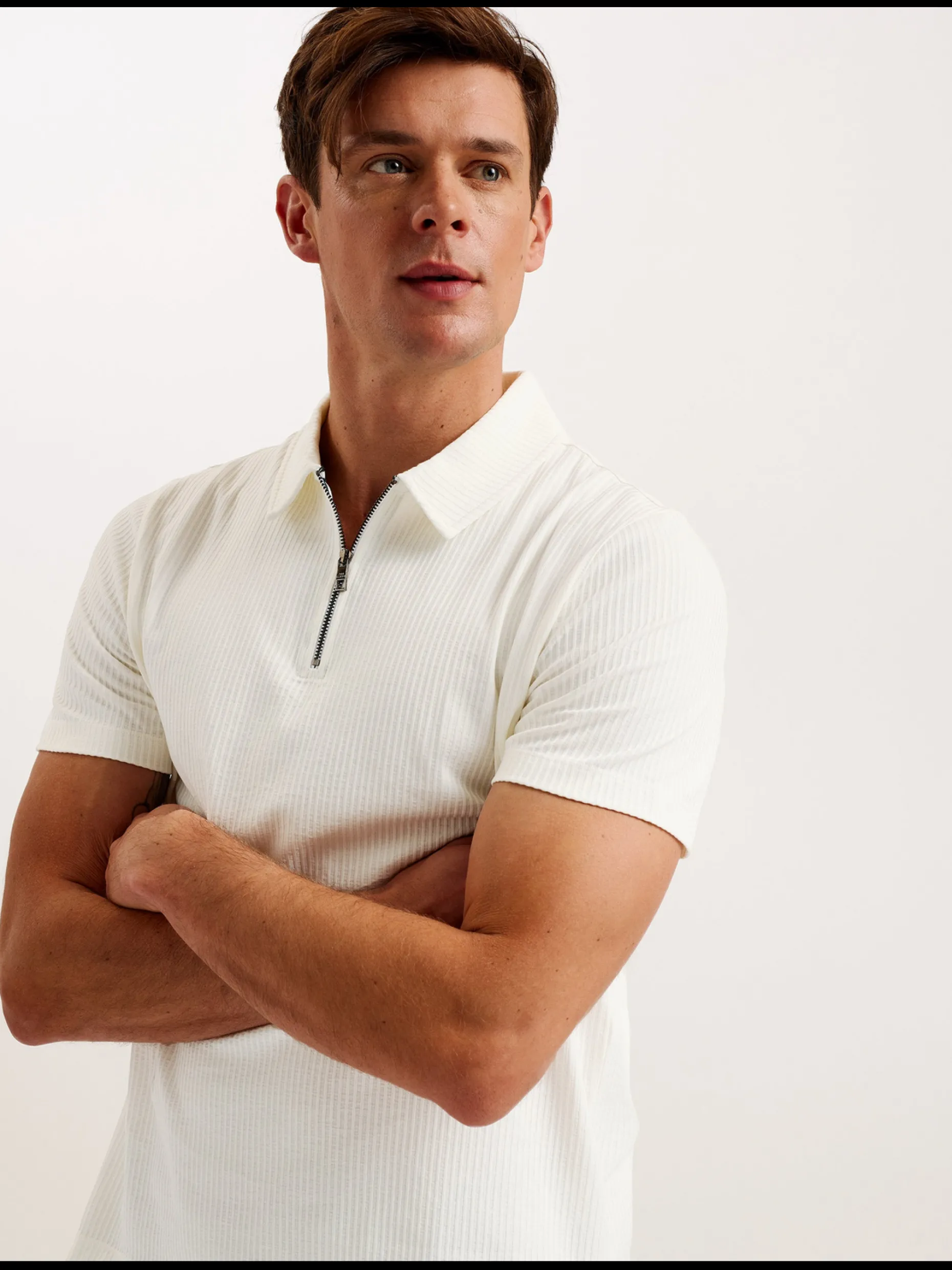 zarkes_short_sleeve_regul_1.webp Zarkes Short Sleeve Regular Zip Polo