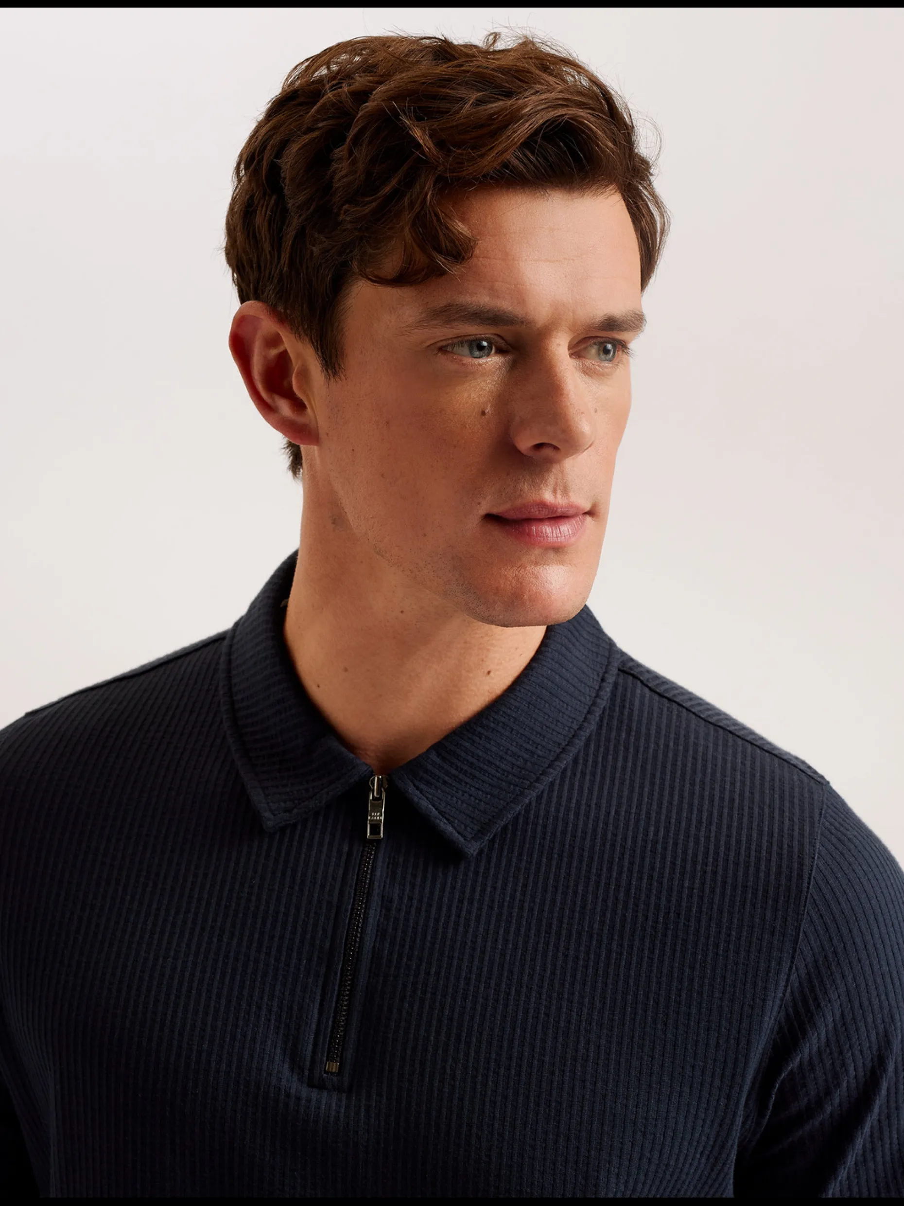 zarkes_short_sleeve_regul_3-1.webp Zarkes Short Sleeve Regular Zip Polo